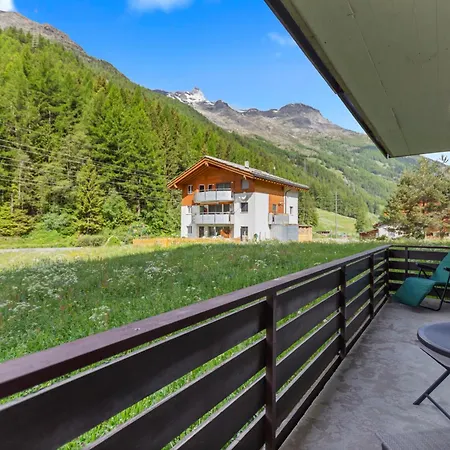 Joli Pour 4 Personnes A Saas-grund, Parking Et Terrasses Διαμέρισμα *