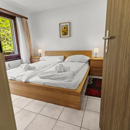 Vue, 2 Terrasses & Parking Prive -